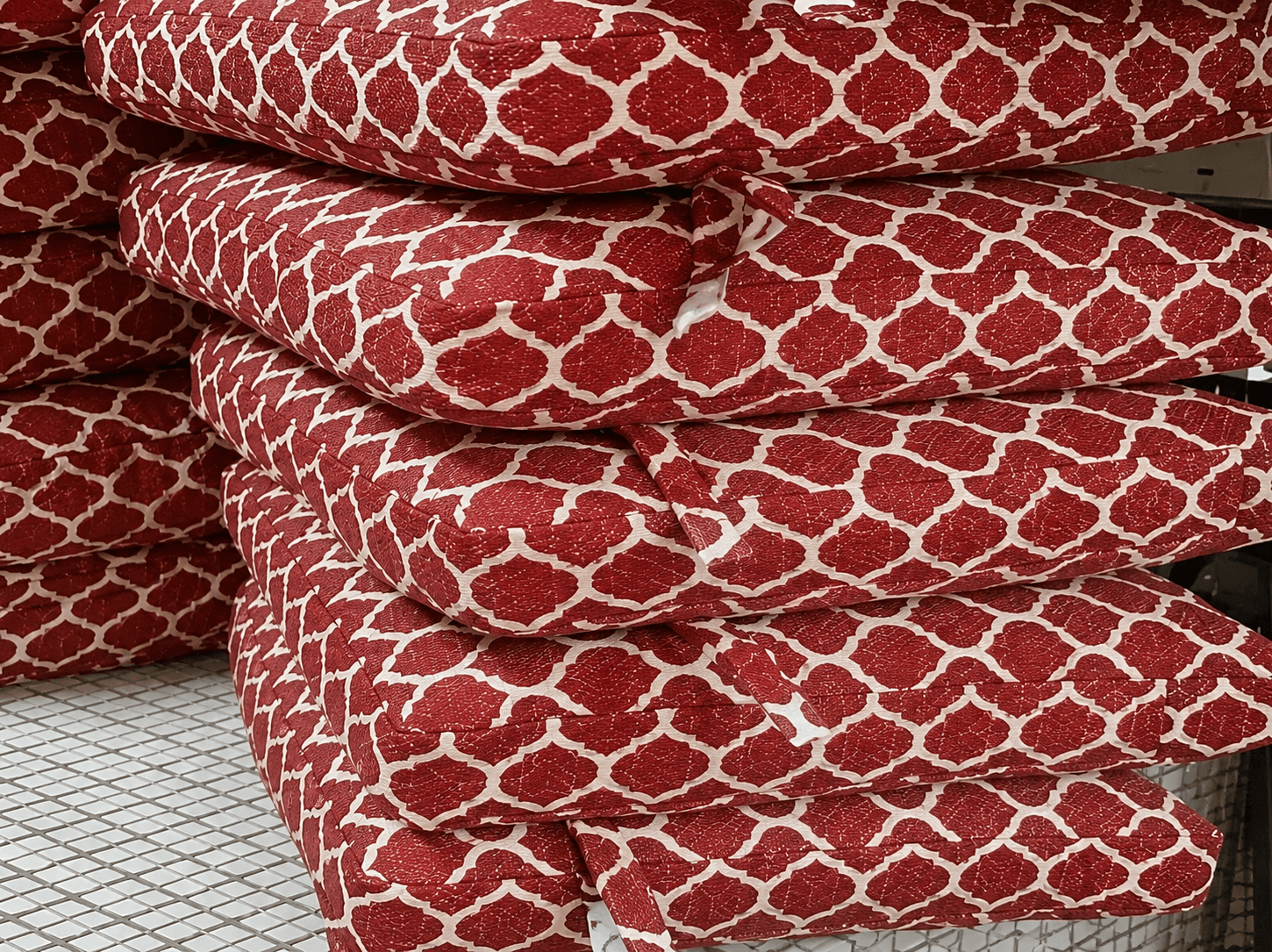 Cushions & Pillows